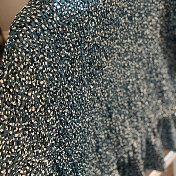 Ann Taylor blouse, Size XL - Picture 2 of 2